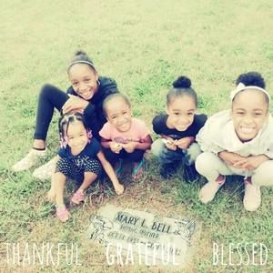 Meet your Posher, Keisha